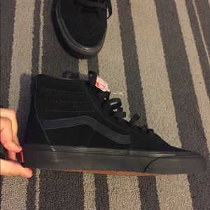 New Vans Suede Hightop  Black size 7.5 women 9